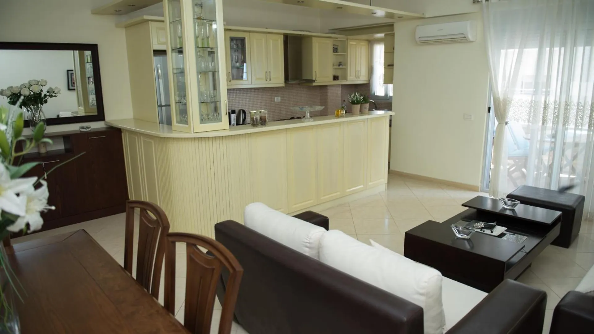 Apartment Lungo Mare Suite Vlore